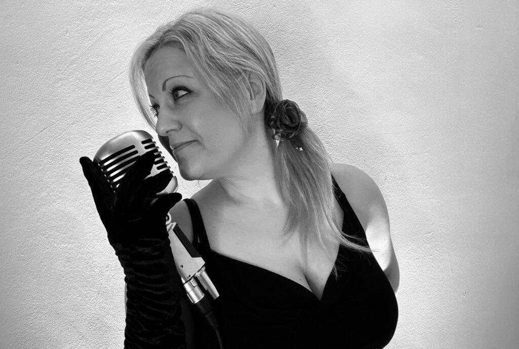 Tracy Wedding & Events Singer Jazz Tribute Acts Essex