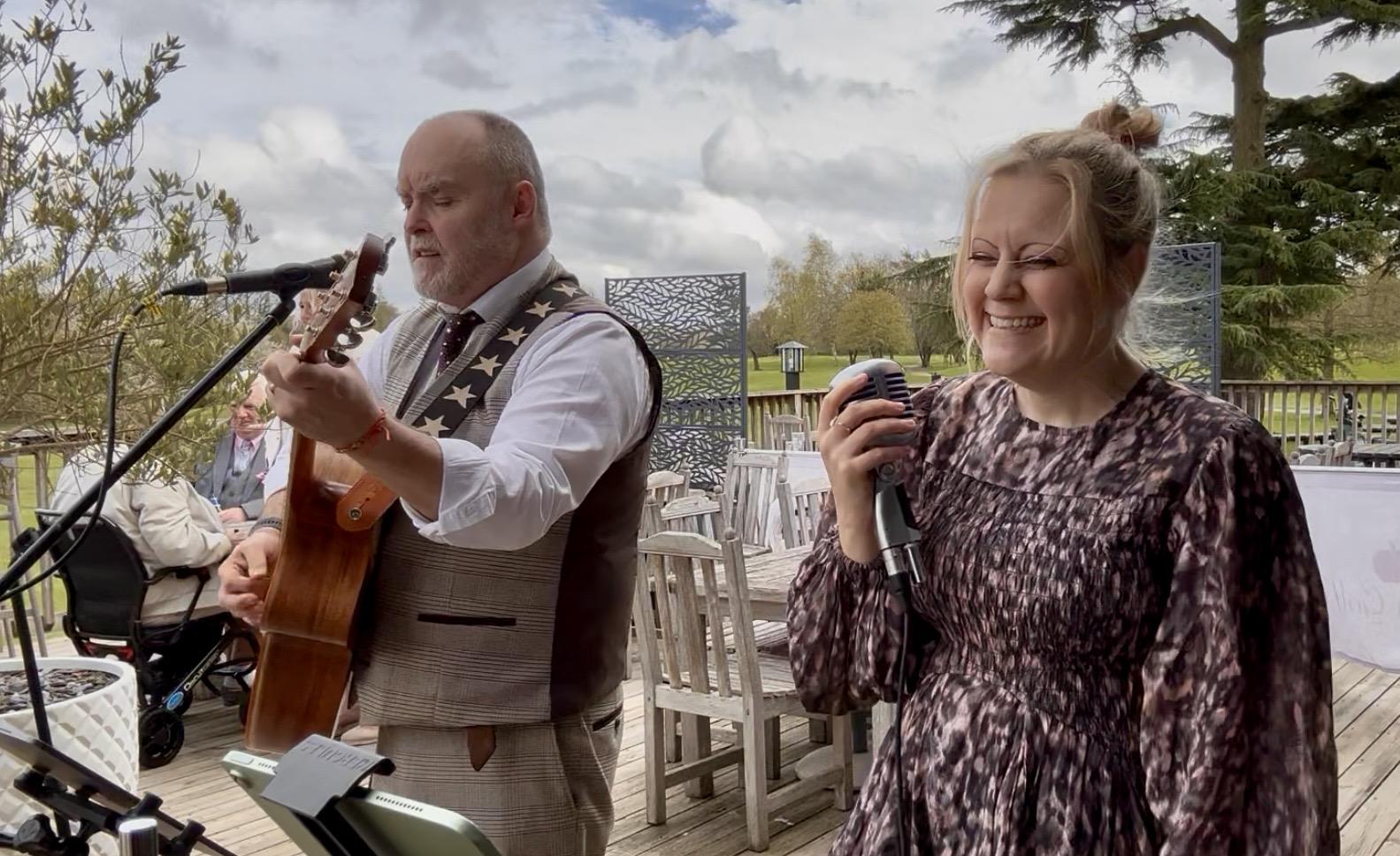 Wedding singers in Essex performing